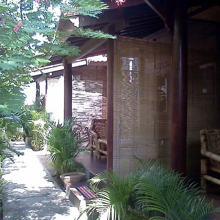Alexyane Paradise Bungalow Gili Trawangan Esterno foto