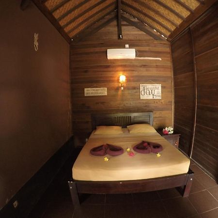 Alexyane Paradise Bungalow Gili Trawangan Esterno foto