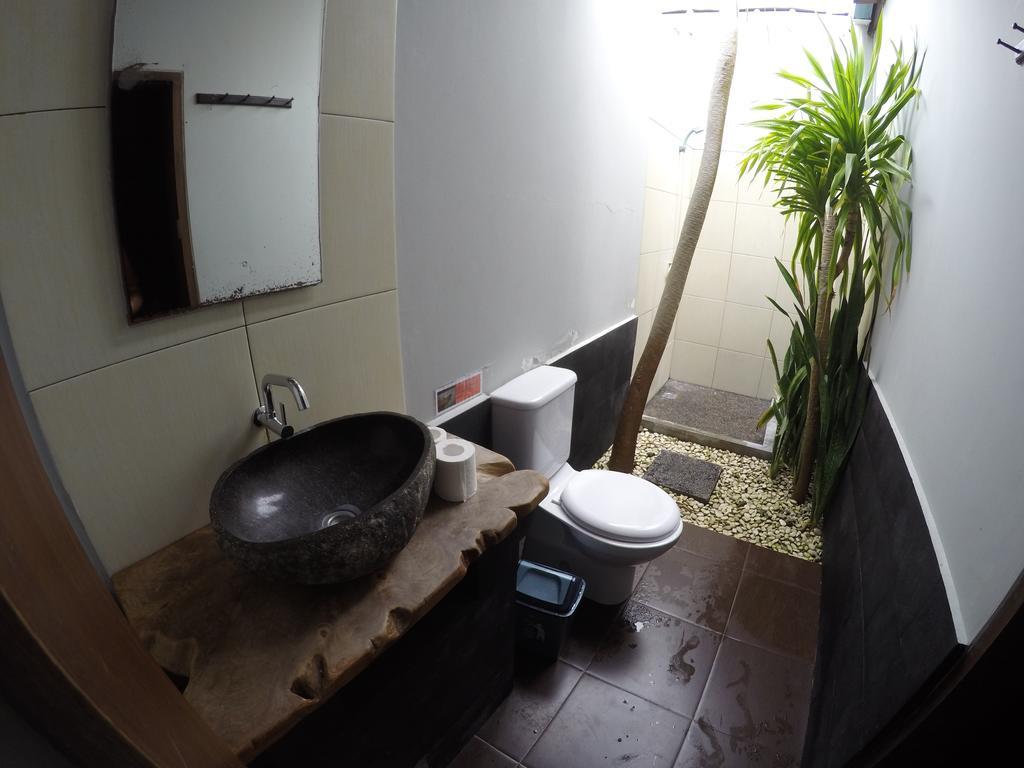 Alexyane Paradise Bungalow Gili Trawangan Esterno foto
