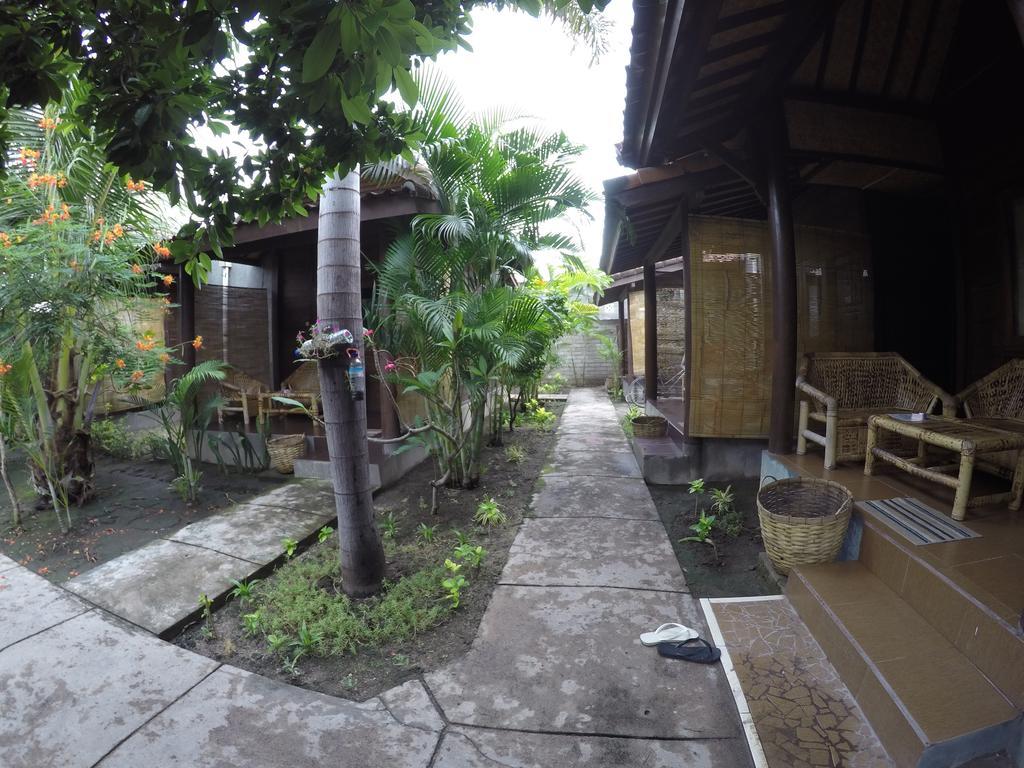 Alexyane Paradise Bungalow Gili Trawangan Esterno foto