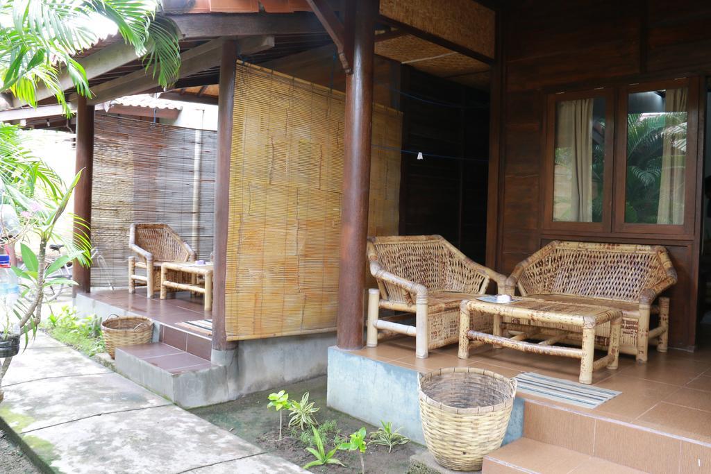Alexyane Paradise Bungalow Gili Trawangan Esterno foto