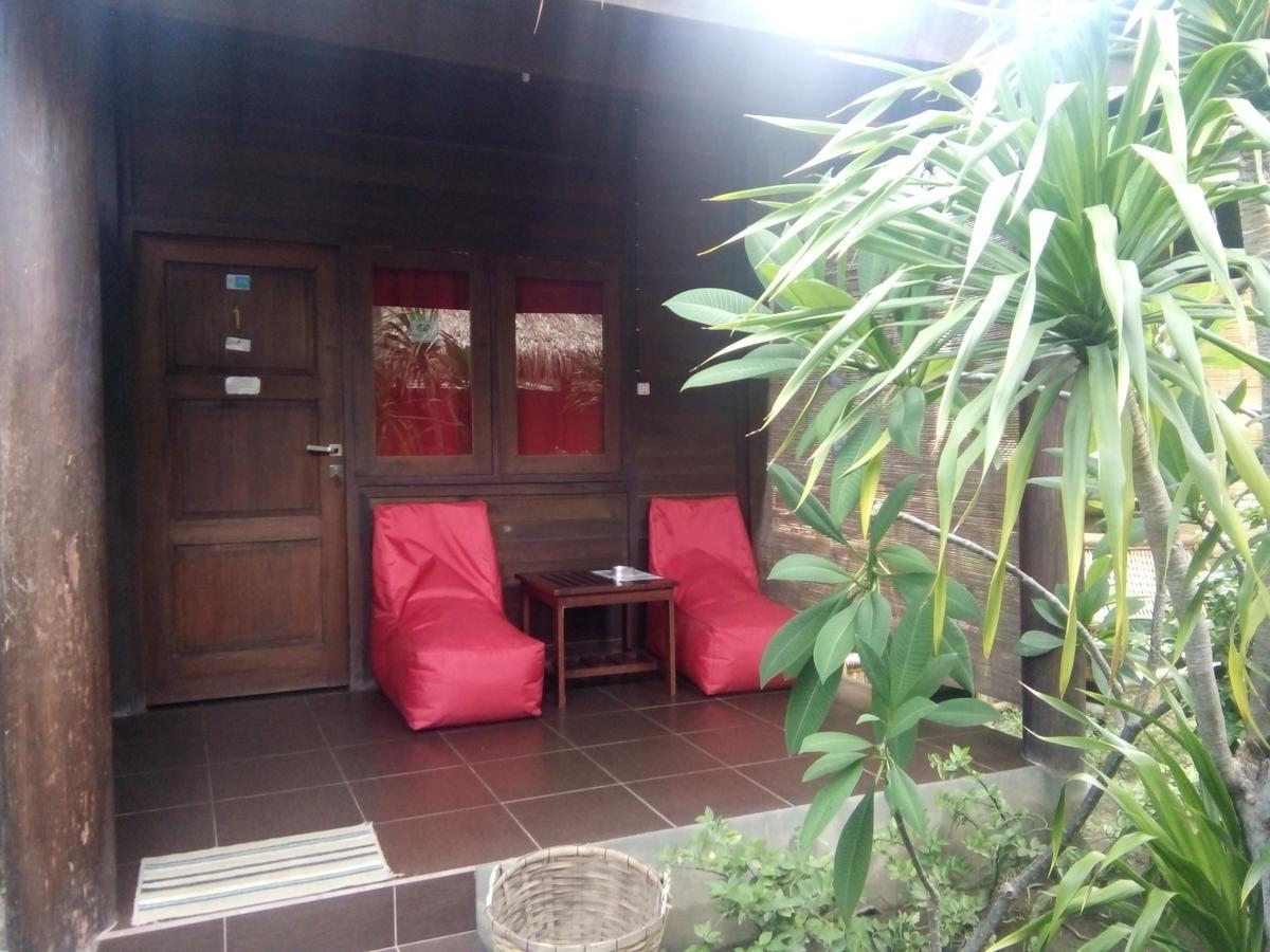 Alexyane Paradise Bungalow Gili Trawangan Esterno foto