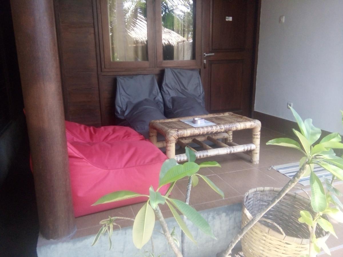 Alexyane Paradise Bungalow Gili Trawangan Esterno foto