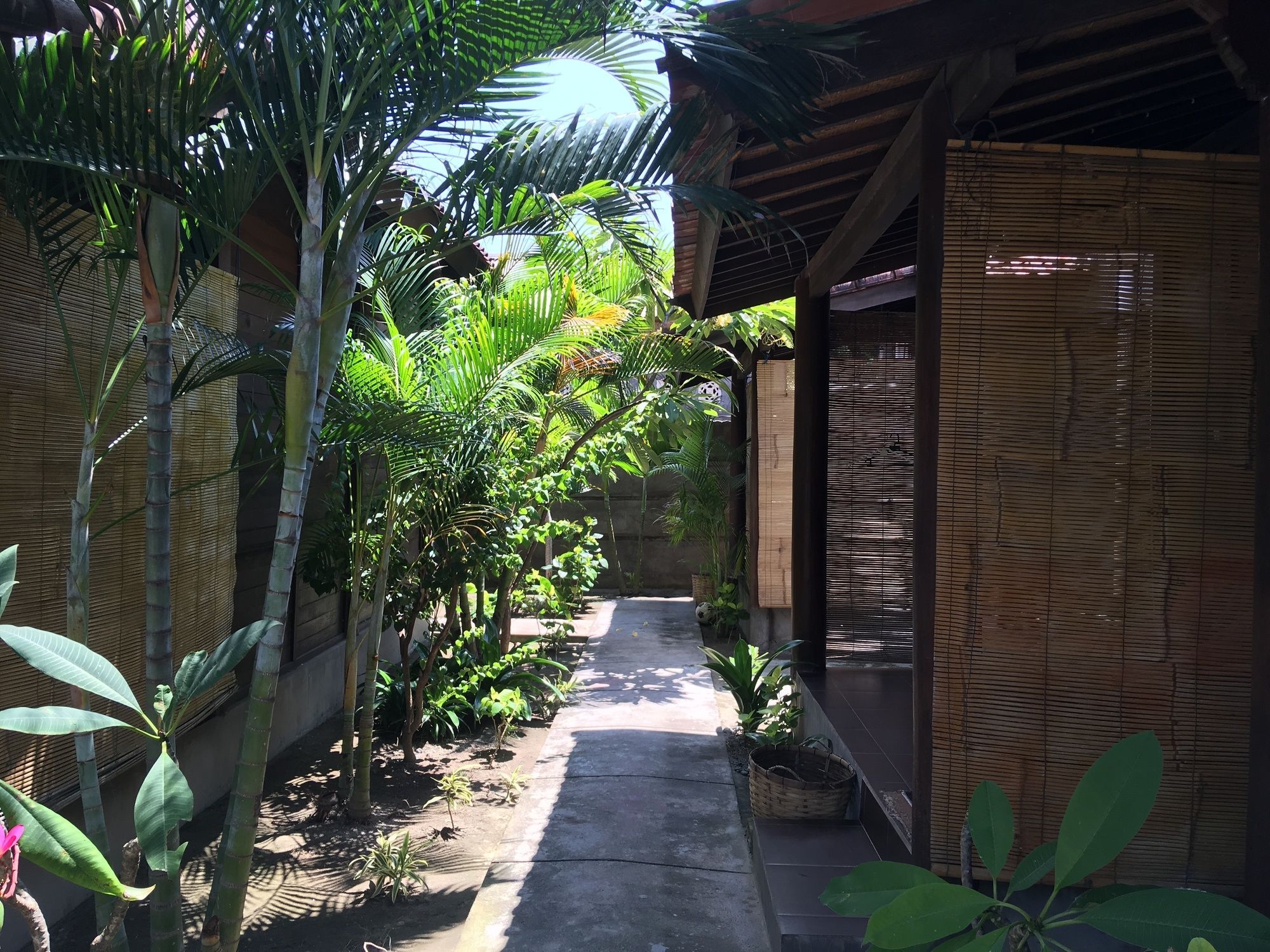 Alexyane Paradise Bungalow Gili Trawangan Esterno foto